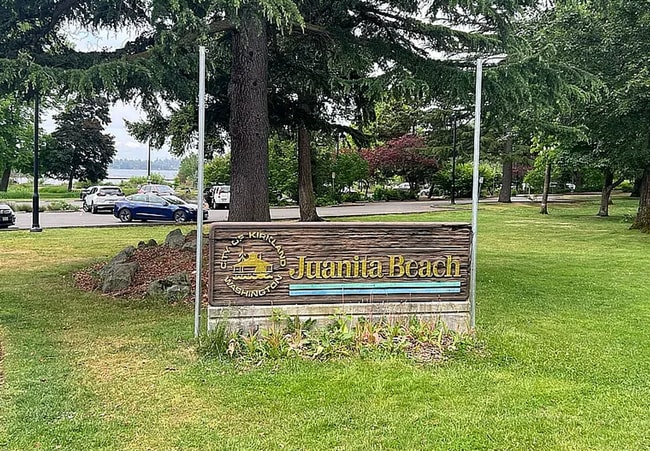 Building Photo - Listed For Rent