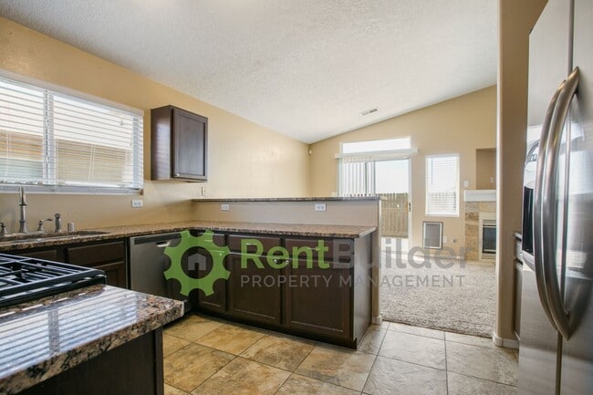 Building Photo - CALL US TODAY AT (505) 808-6467 TO SCHEDUL...