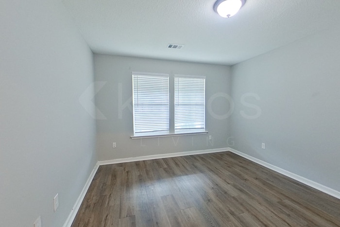 Building Photo - 132 Cottage Grove Rd