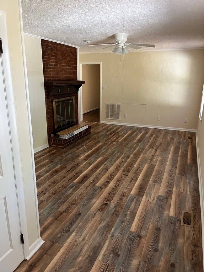 Building Photo - 7817 Knightdale Blvd