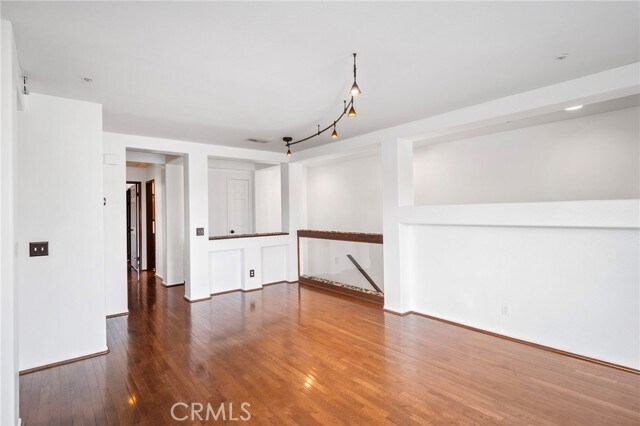 Building Photo - 278 Woodcrest Ln