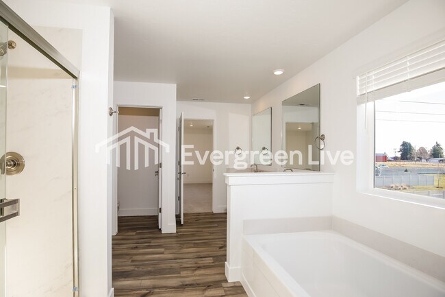 Building Photo - 14359 Ripples Dr