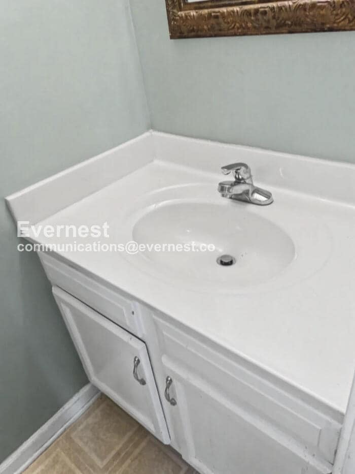 Building Photo - 1648 Skiffes Creek Cir