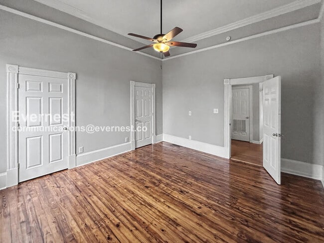 Building Photo - 2 Bed/2 Bath Home with Fenced Yard / Pet-Friendly / Available Now!