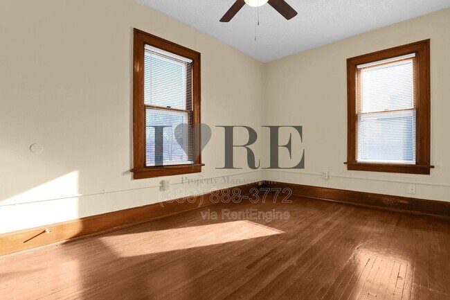 Building Photo - 1257 E Livingston Ave