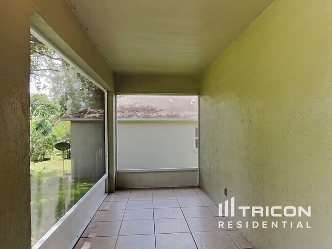 Building Photo - 418 Regatta Drive Groveland FL