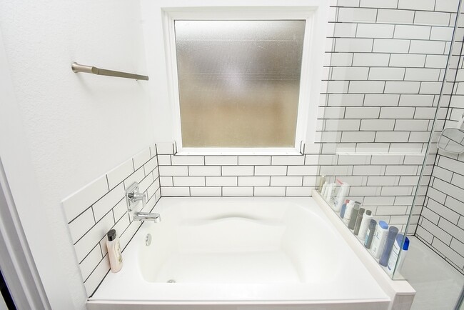 Building Photo - 4730 Torcello Fls Ln