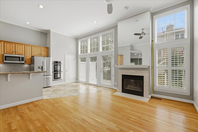 Building Photo - Elegant Corner-Lot Home with Spacious Living in Great Oak