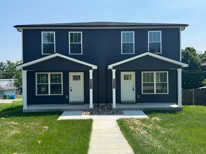 Building Photo - 8945 High St