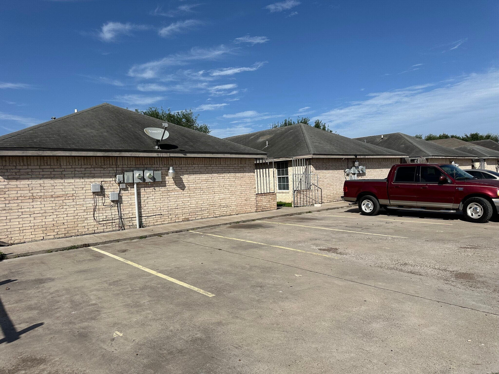 Building Photo - 3706 Zelma St