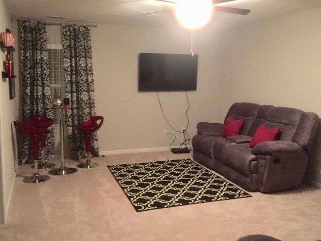 Building Photo - 13027 Rothe House Rd