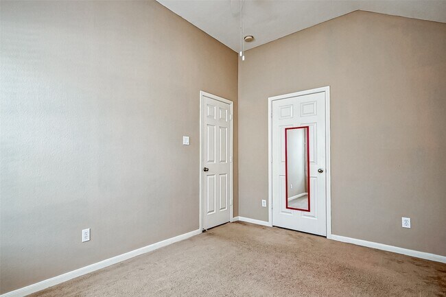 Building Photo - 2218 Falcon Knoll Ln