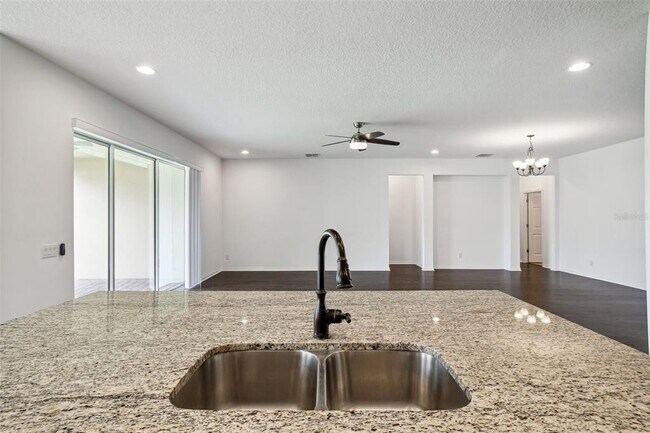 Building Photo - 4215 Tatum Lp