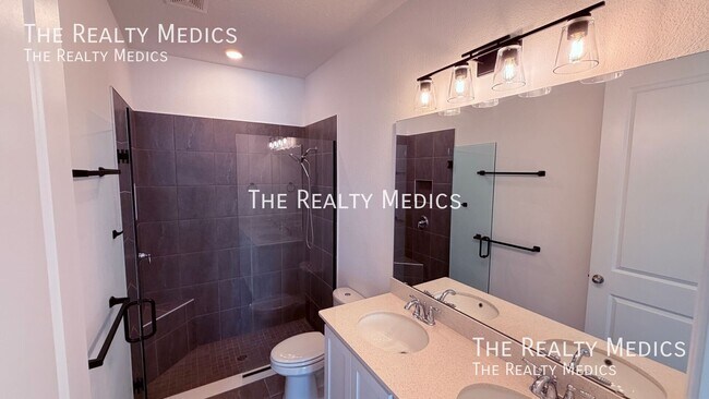 Building Photo - 1403 Sterling Pointe Dr