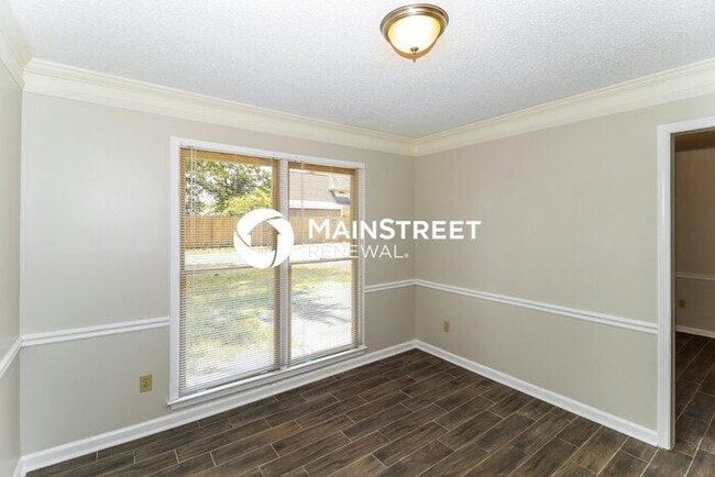 Building Photo - 4 Bedroom Pet-Friendly Home in Cordova, TN with Main Street Renewal