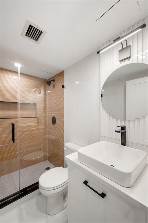 Building Photo - 75-83-83 Cambridge Pkwy