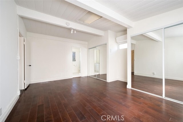 Building Photo - 358 Bluebird Canyon Dr