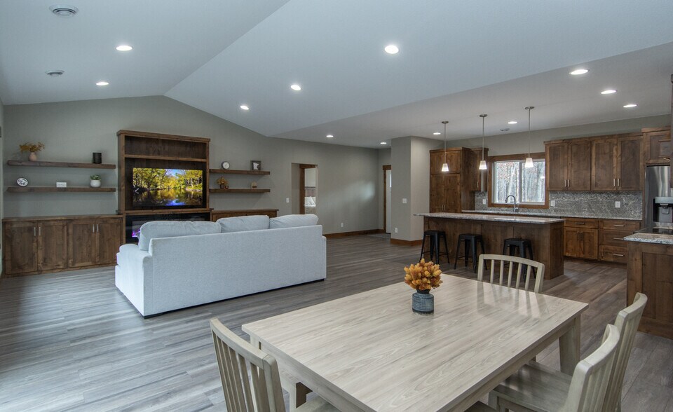 Building Photo - 11607 Forestview Dr