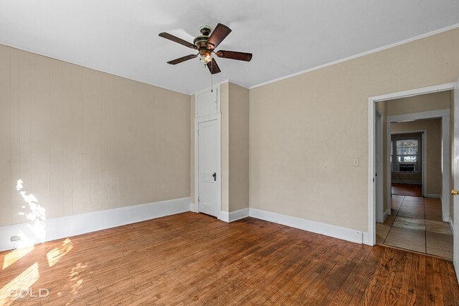 Building Photo - COZY HOME