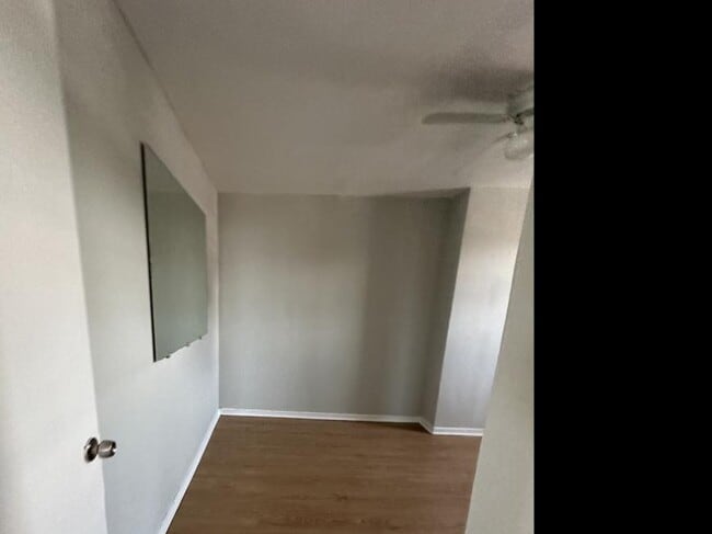 Building Photo - 2 bedroom in Chicago IL 60657