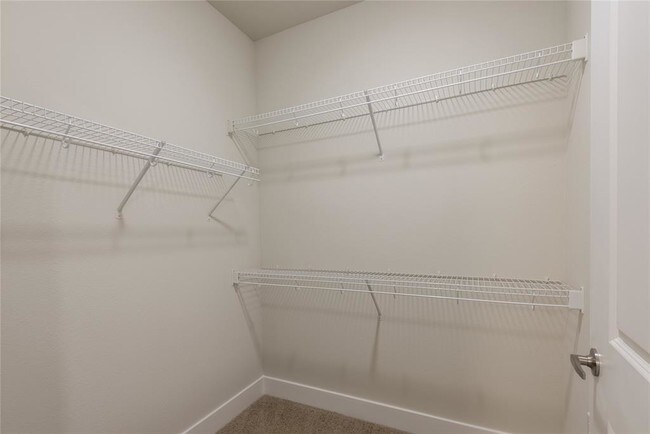 Building Photo - 1520 N Memorial Way