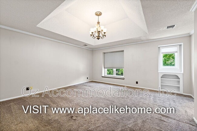Building Photo - 10508 Reeder St