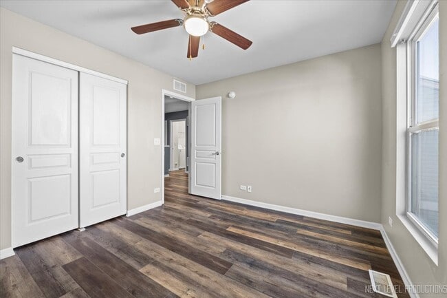 Building Photo - 643 Hawley Dr