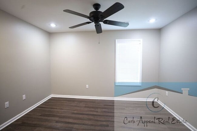 Building Photo - Move in special $800!! Luxury 2 bed, 1 bath duplex - new construction!! Washer, dryer, utilities ...