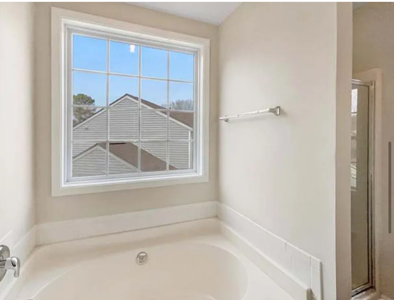 Building Photo - 10609 Spring Rain Ct