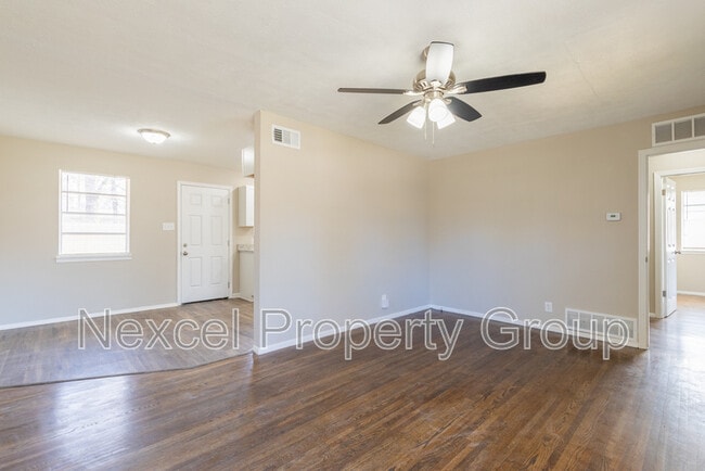 Building Photo - 5442 Loch Lomond Rd