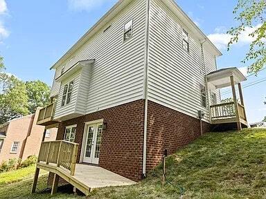 Building Photo - 2212 Cambridge Pl
