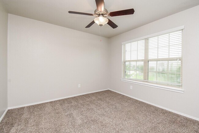 Building Photo - 4602 Tuscan Lily Dr