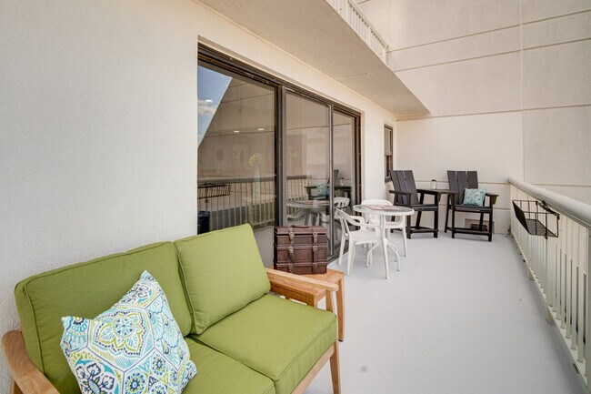 Building Photo - 3101 Boardwalk