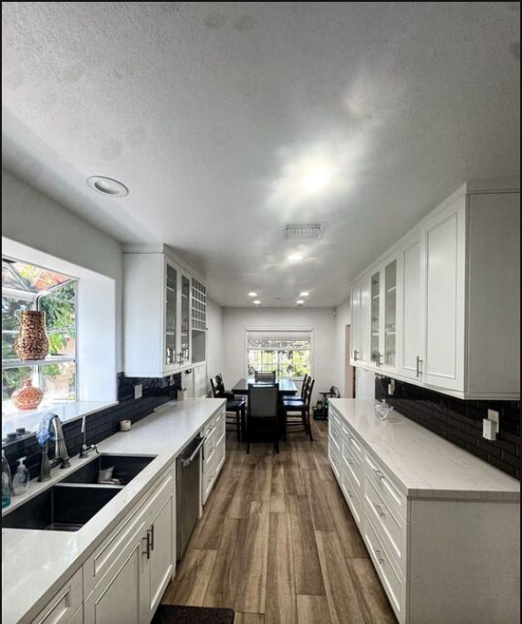 Building Photo - 4191 Angeles Vista Blvd