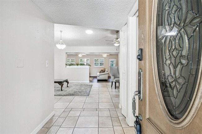 Building Photo - 4161 Rolling Springs Dr