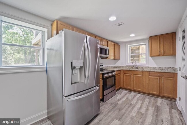 Building Photo - 10213 Duvawn Pl