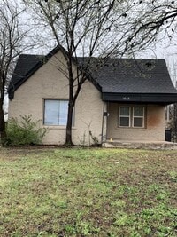 Building Photo - 1829 E Madison St