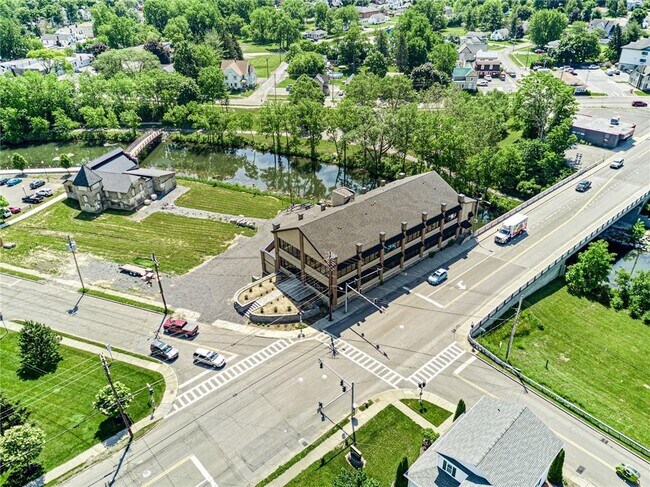 Building Photo - 111 Liberty St