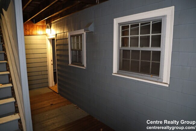 Building Photo - 1024 Chestnut St