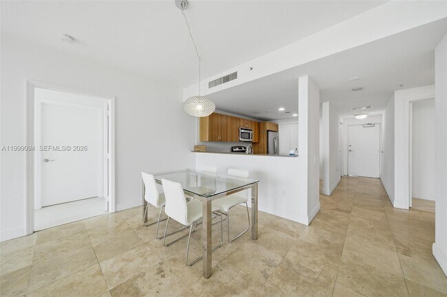 Building Photo - 6305 Indian Creek Dr
