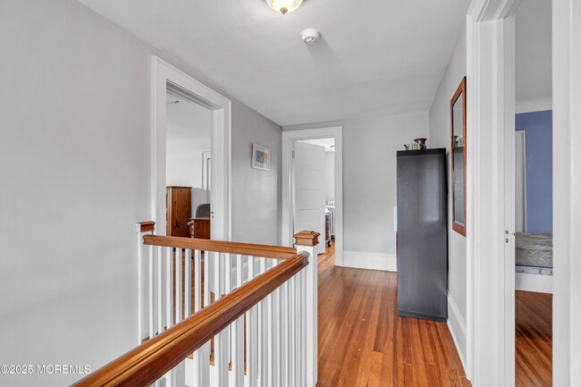 Building Photo - 704 8th Ave