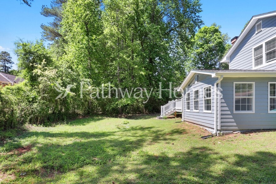 Building Photo - 4254 Southvale Dr