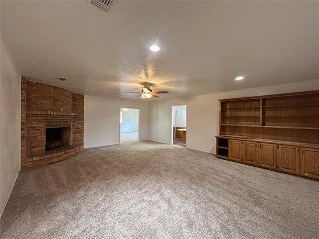 Building Photo - 1425 E Windsor Dr