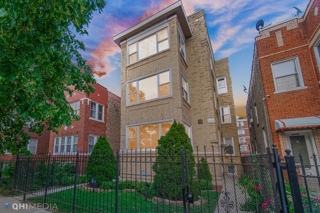 Building Photo - 4849 N Sawyer Ave