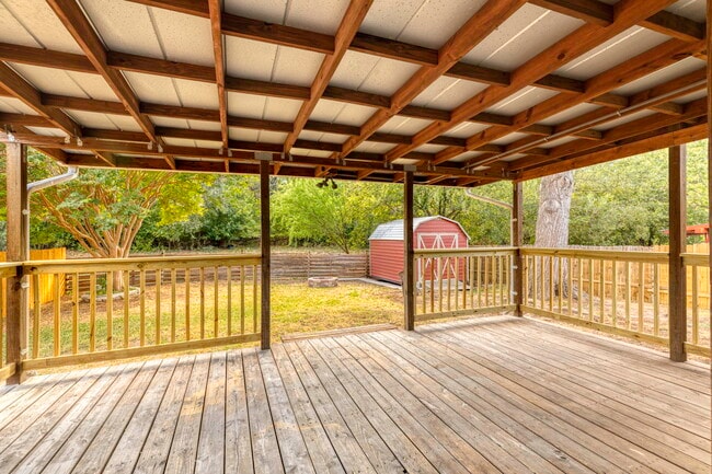 Building Photo - 16031 Watering Point Dr
