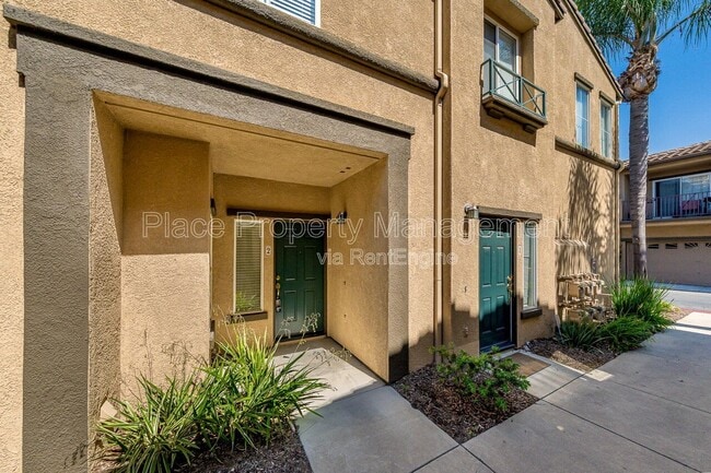 Building Photo - 6223 Avenida De Las Vistas