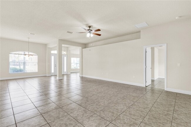 Building Photo - 1345 Willow Oak Ct