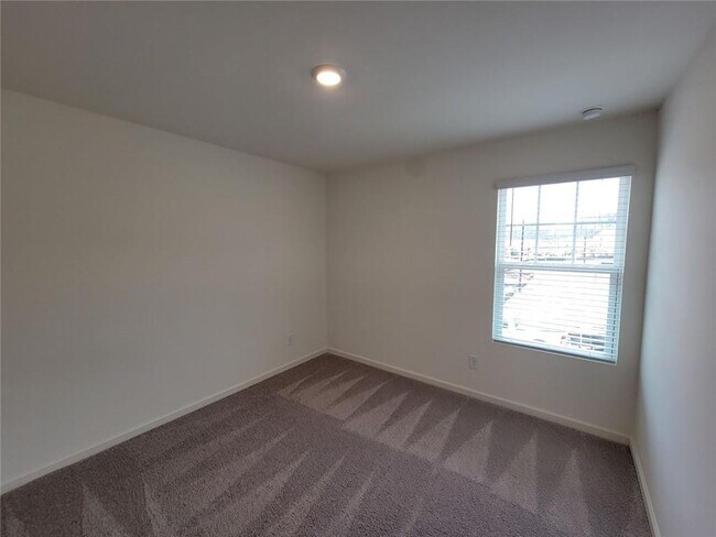 Building Photo - 3560 Eagle Ct