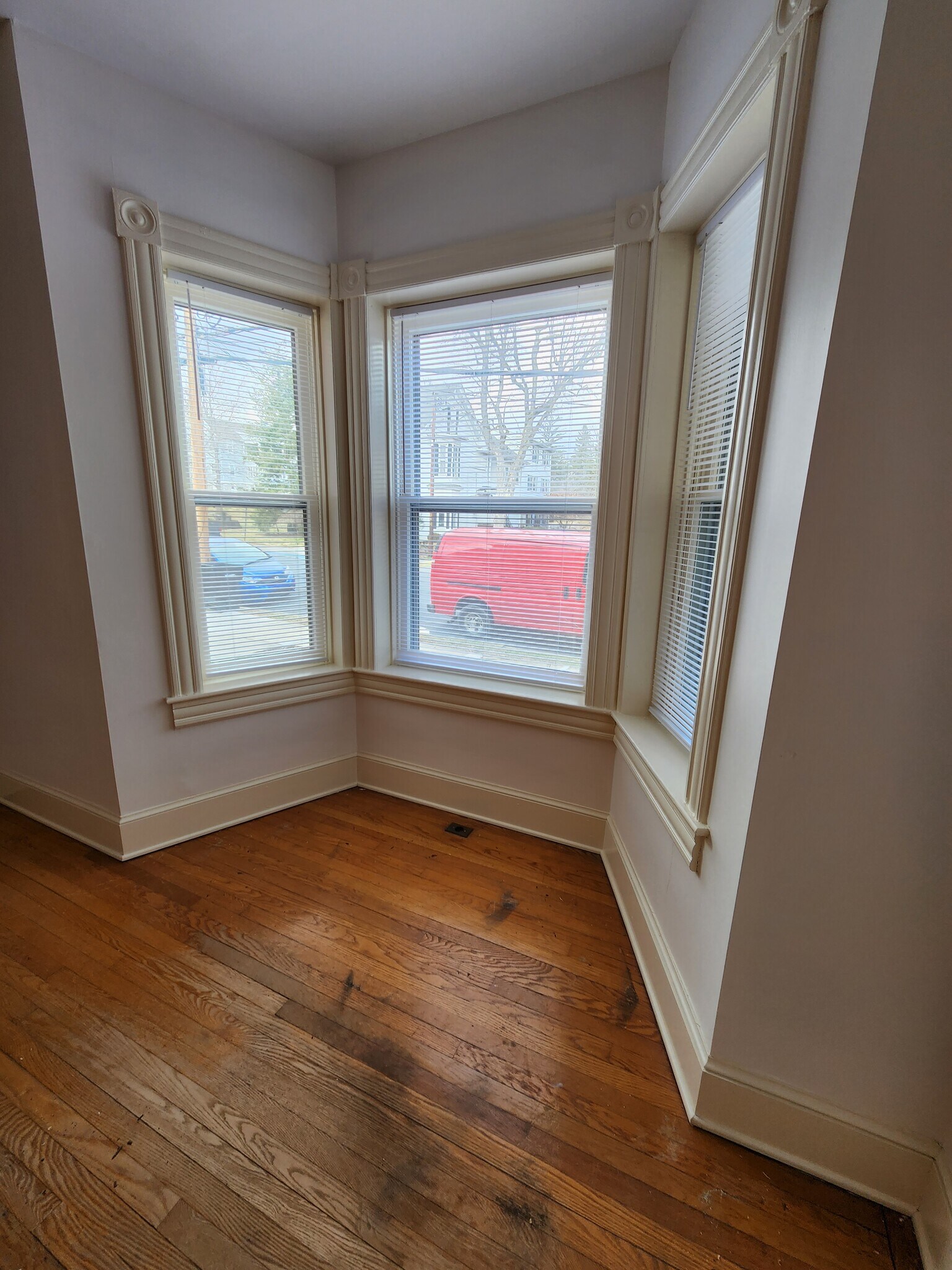 Building Photo - 125 Peyton St