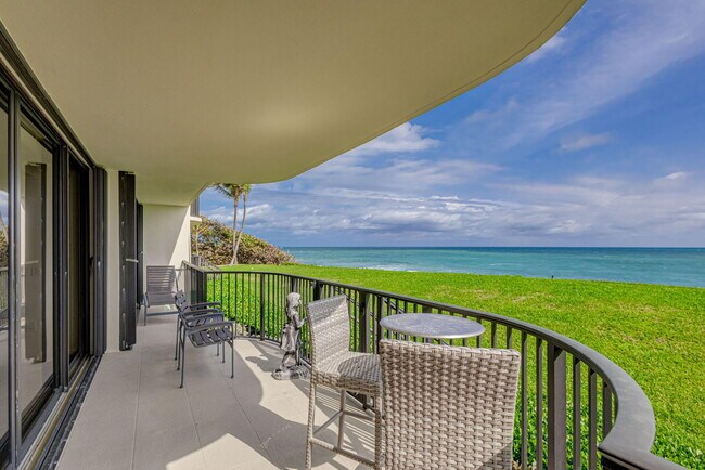 Building Photo - 400 S Beach Rd